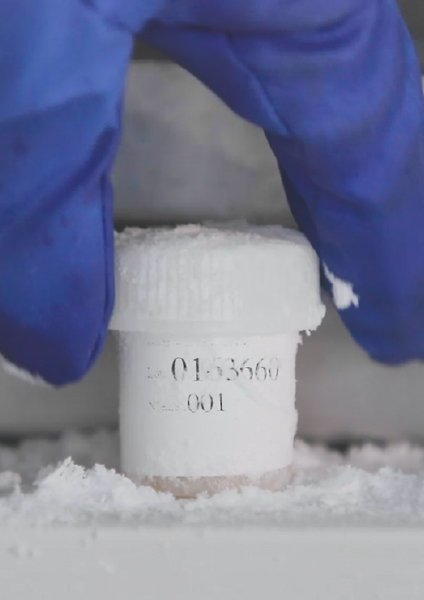 https://www.laroche-posay.ch/-/media/project/loreal/brand-sites/lrp/emea/ch/simple-page/landing-page/microbiome-hub/laroche-posay-landingpage-microbiome-science-flipcard5.jpg