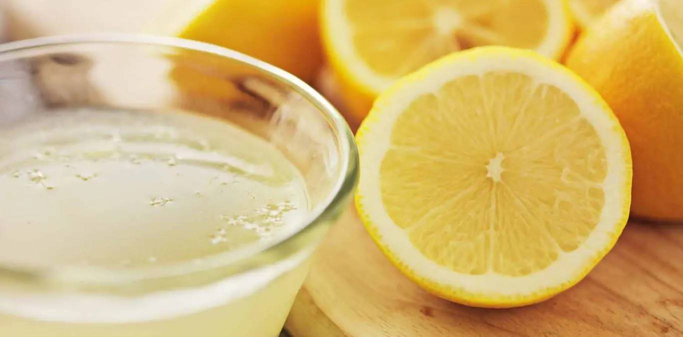 Vitamin C als Hausmittel gegen Pigmentflecken