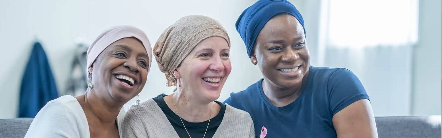Trois femmes qui ont survécu à leur combat contre le cancer du sein