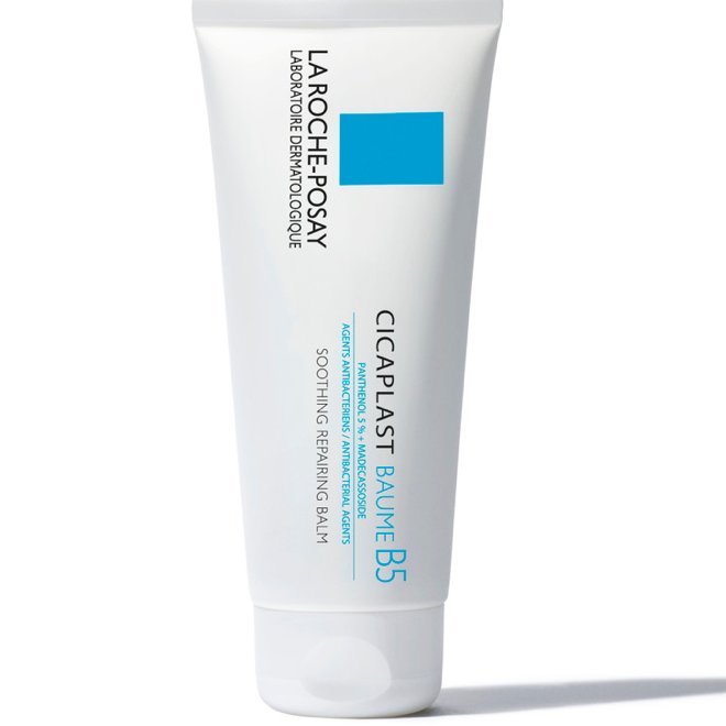 Image produit de la crème La Roche-Posay Cicaplast Baume B5, un baume apaisant et réparateur pour la peau.